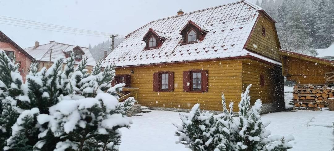 Holidayhouse Chalupa Alzbetka Vazec Exterior photo